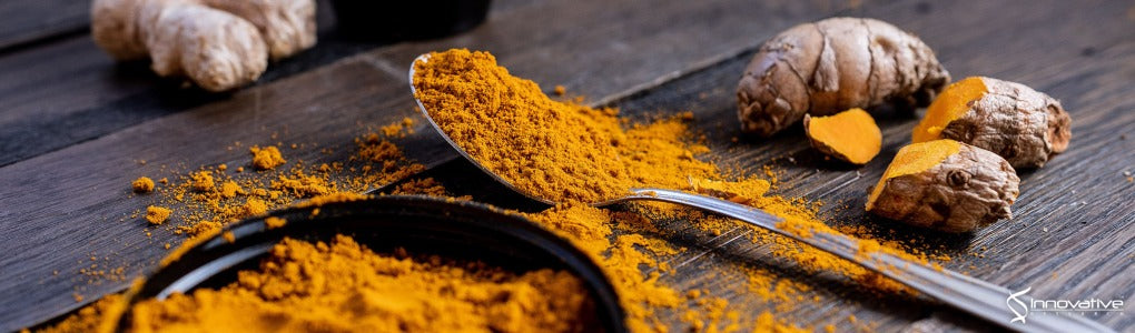 In Vitro and In Vivo Comparison of Curcumin-Encapsulated Chitosan-Coated Poly(lactic-co-glycolic acid) Nanoparticles and Curcumin/Hydroxypropyl-β-Cyclodextrin Inclusion Complexes Administered Intranasally as Therapeutic Strategies for Alzheimer’s Disease